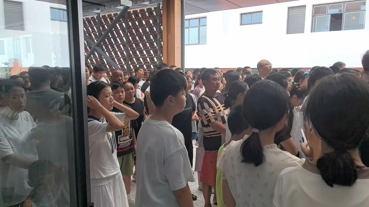 微信图片_2025-09-30_140847_539.jpg