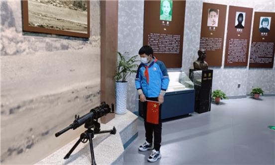 参观烈士馆3