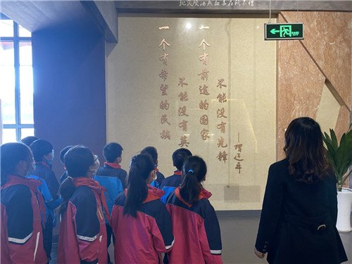 参观烈士馆5