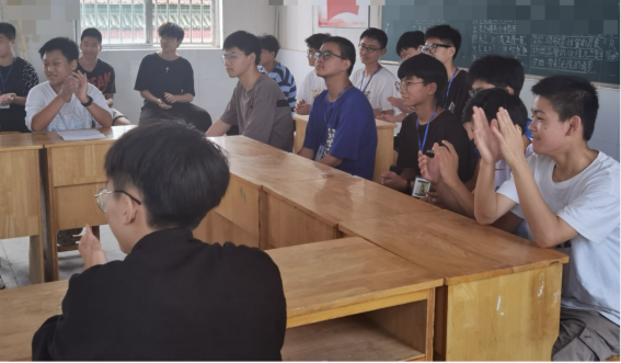 F:丁蜀校区2021-2022第一学期系部新闻学生会换届选举1631587410(1).png1631587410(1)