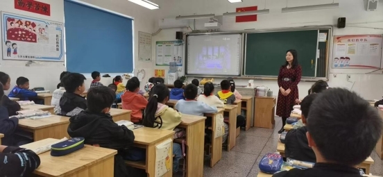 俞海霞