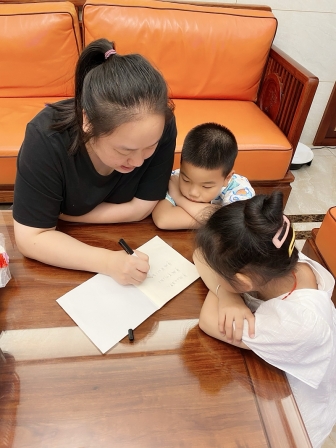 F:\家长学校网站\发宜教云家长学校文章\9、四12钱语心家庭(节约)【11月9日发】\钱语心家庭2.jpg钱语心家庭2