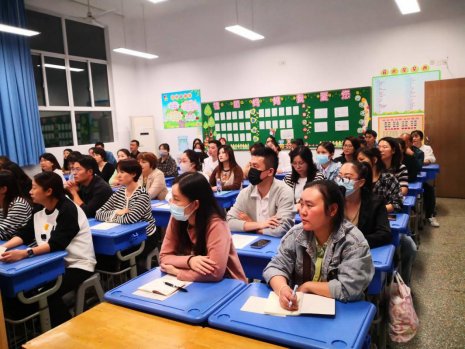 家长会班级照片29